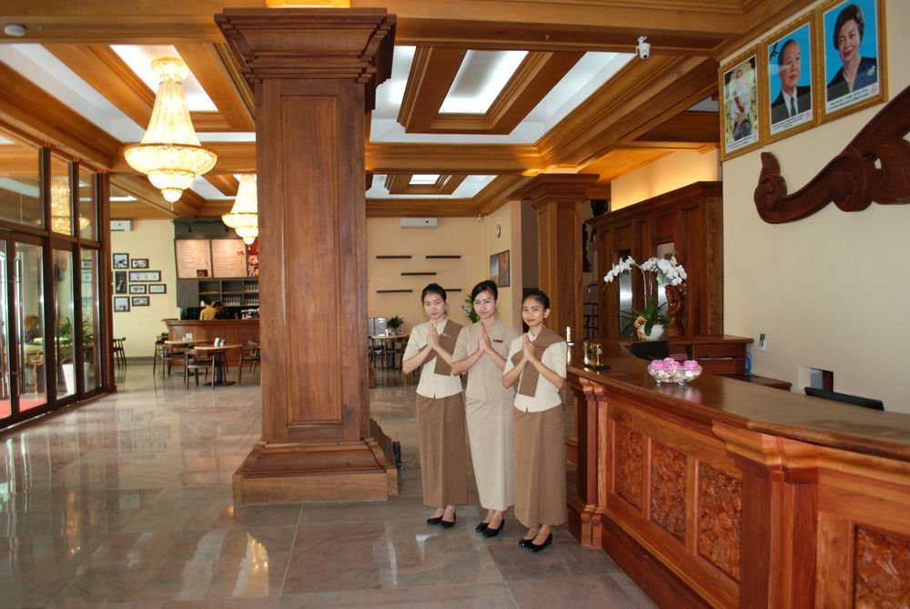 Phnom Penh Era Hotel Exterior photo